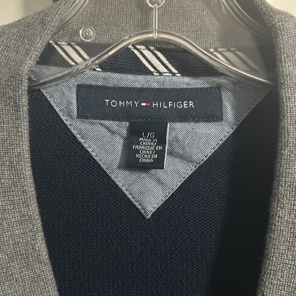 Men’s Tommy Hilfiger cardigan - Picture 3 of 3